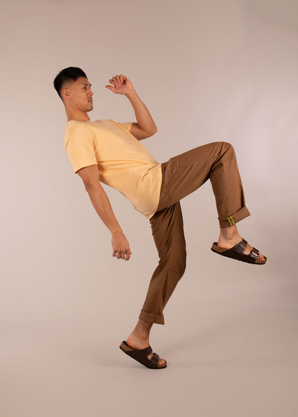 3RD ROCK sustainable organic twill active stretch trousers - Donald is 6ft1″  with a 30" waist, 36" hips & a 33" inseam and is wearing a size 30LL.