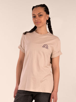 3RD ROCK Clothing 100% organic tee - Aaliyah is 5ft8