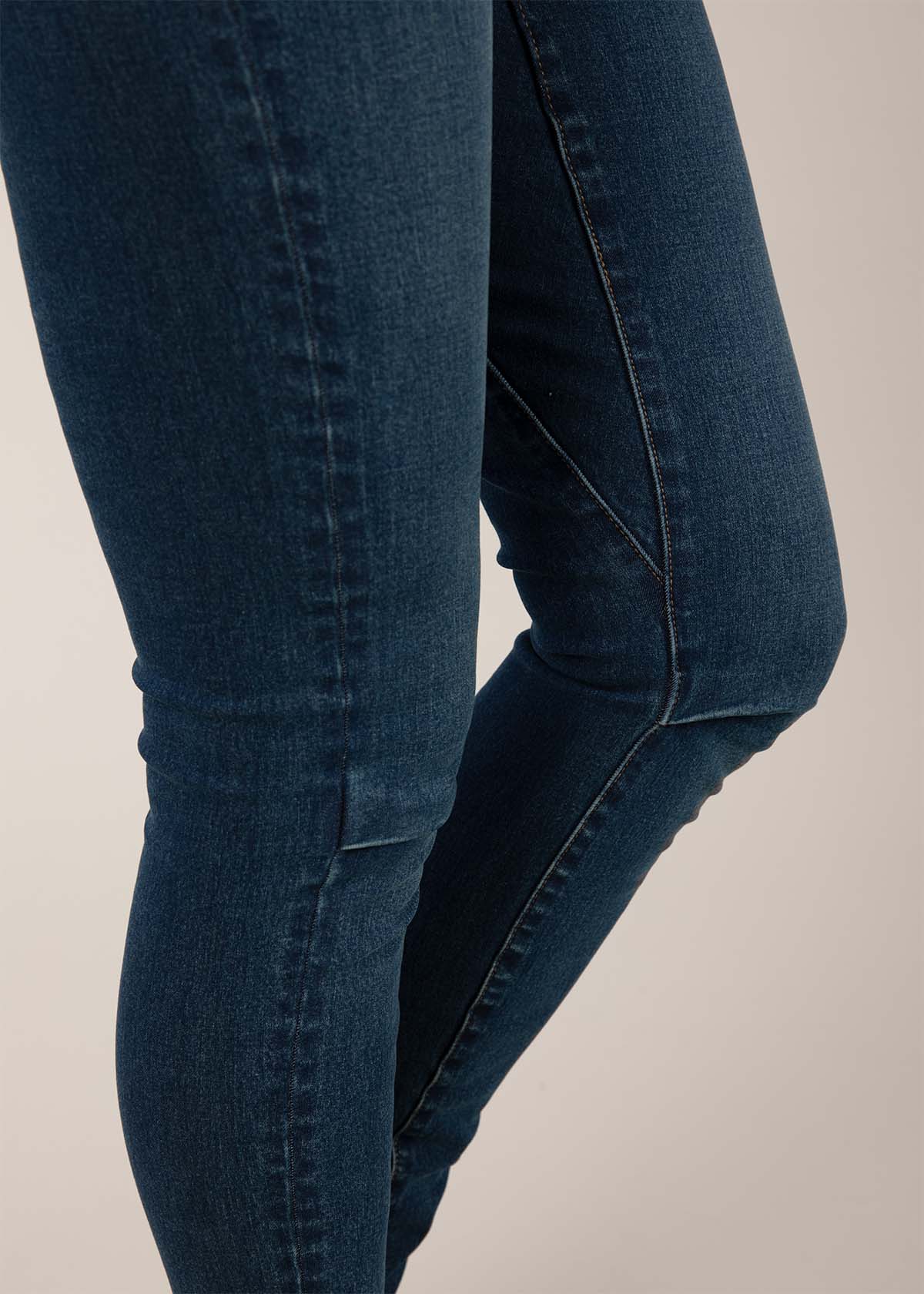 3RD ROCK Sustainable skinny jeans suitable for climbing, hiking even yoga!