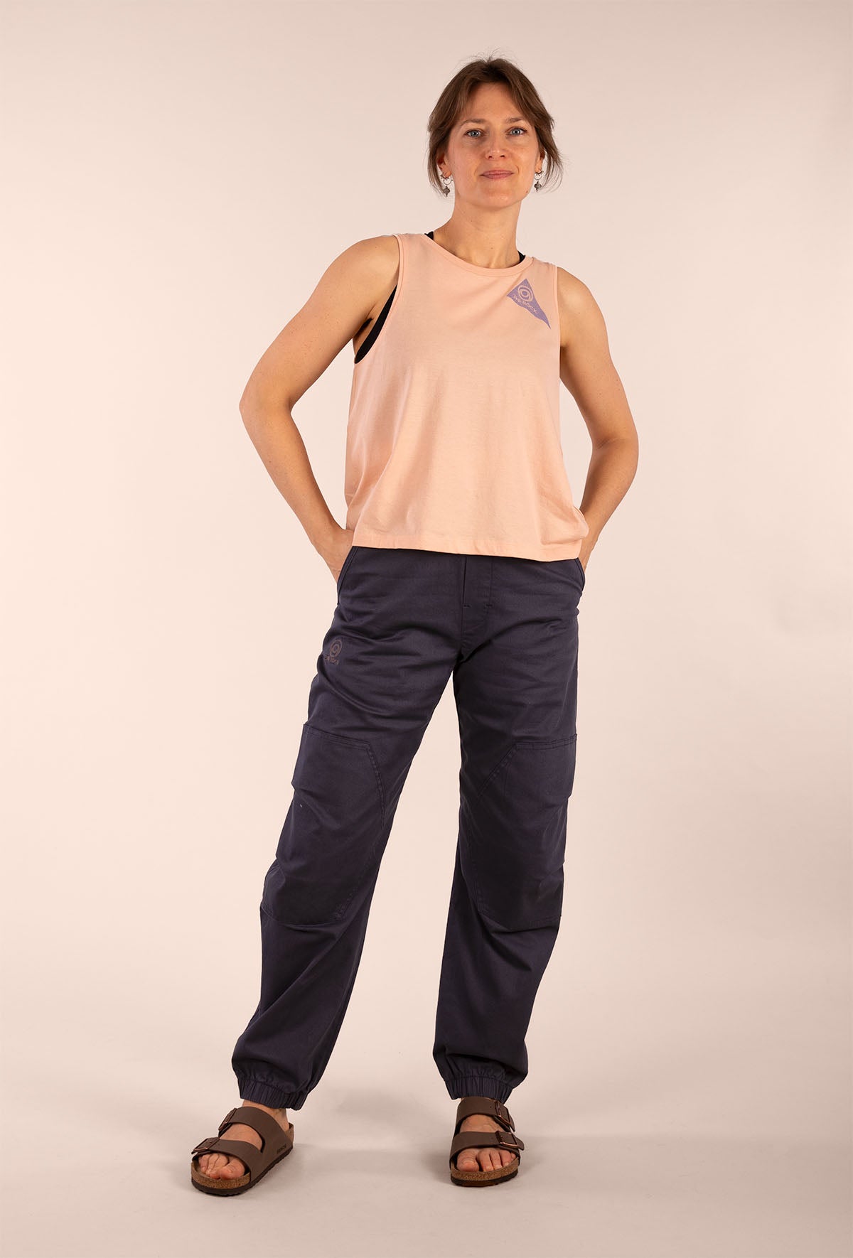 Jess is 5ft 8” with a  29" waist, 38" hips & a 32.5" inseam and is wearing a size 28RL