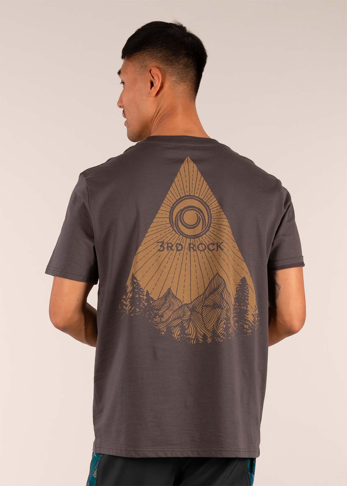 3RD ROCK Clothing unisex tee with our popular sun logo - Donald is 6ft 1″  with a 40" chest and is wearing a size L.